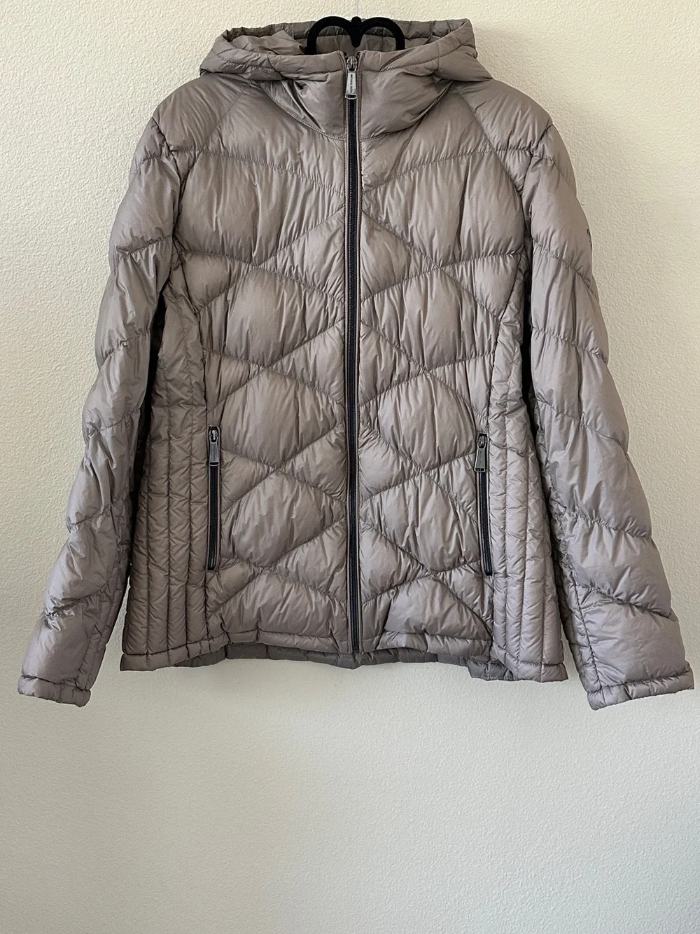 Michael Kors Taupe Quilted Hooded Packable Down Fill Puffer Jacket Size XL